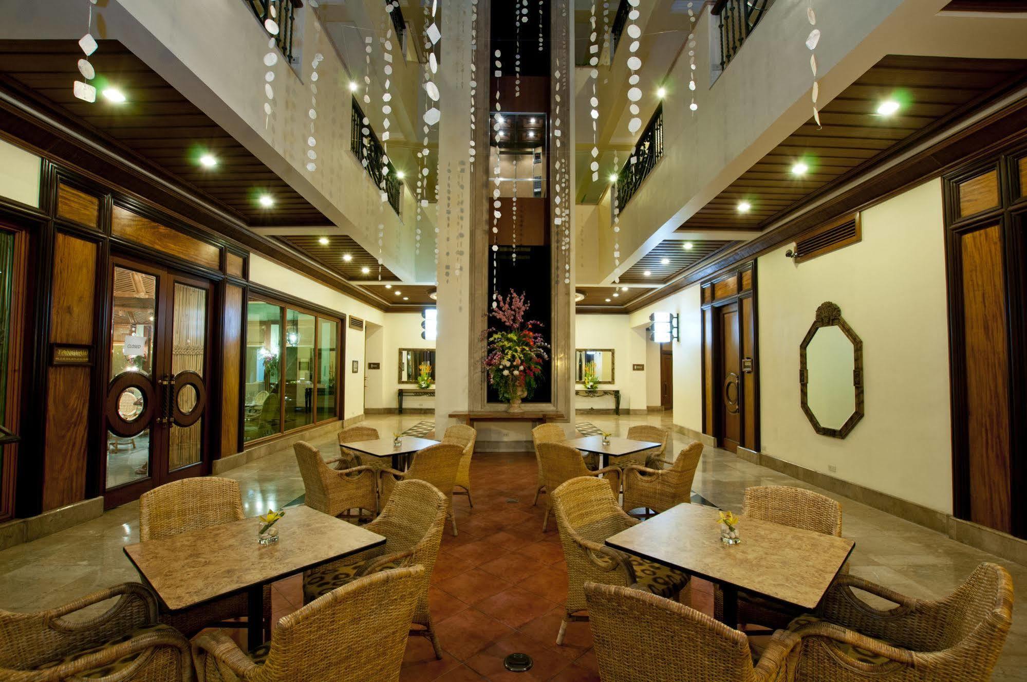เดอะ เลเจนด์ พาลาวัน Hotel Puerto Princesa ภายนอก รูปภาพ